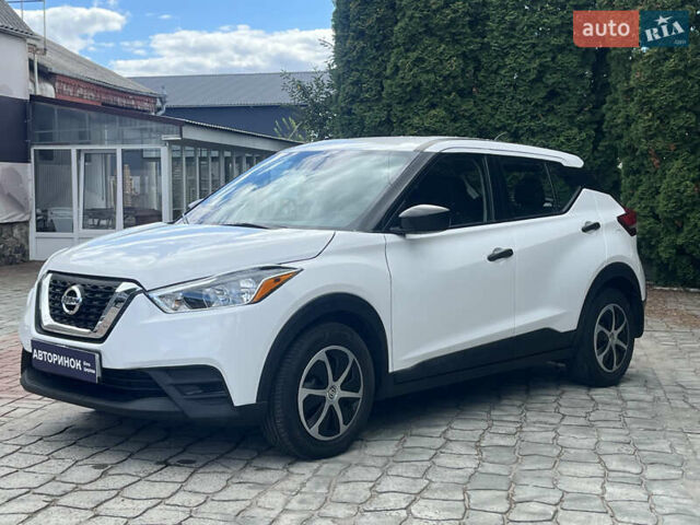 Белый Ниссан Kicks, объемом двигателя 1.6 л и пробегом 32 тыс. км за 14900 $, фото 8 на Automoto.ua