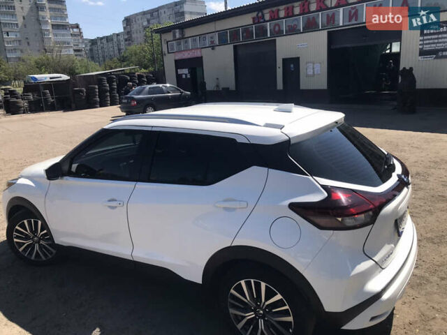 Білий Ніссан Kicks, об'ємом двигуна 1.6 л та пробігом 88 тис. км за 16500 $, фото 15 на Automoto.ua