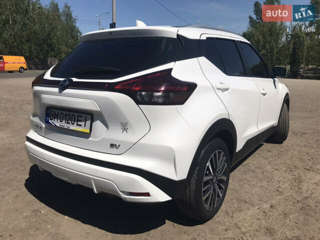 Білий Ніссан Kicks, об'ємом двигуна 1.6 л та пробігом 88 тис. км за 16500 $, фото 3 на Automoto.ua