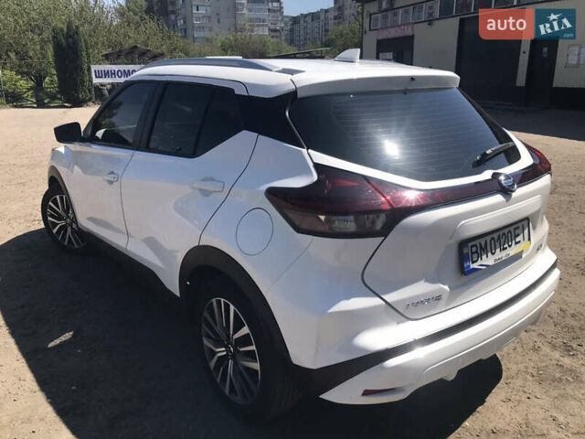 Білий Ніссан Kicks, об'ємом двигуна 1.6 л та пробігом 88 тис. км за 16500 $, фото 5 на Automoto.ua