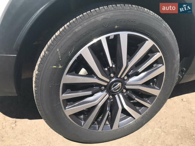 Білий Ніссан Kicks, об'ємом двигуна 1.6 л та пробігом 88 тис. км за 16500 $, фото 9 на Automoto.ua