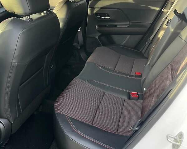 Белый Ниссан Kicks, объемом двигателя 2 л и пробегом 4 тыс. км за 25500 $, фото 6 на Automoto.ua