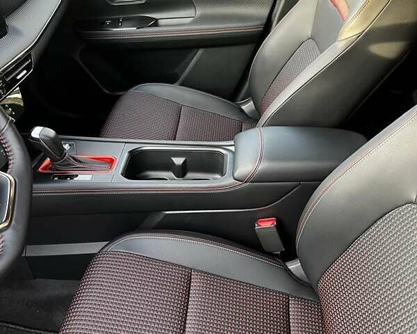 Белый Ниссан Kicks, объемом двигателя 2 л и пробегом 4 тыс. км за 25500 $, фото 9 на Automoto.ua