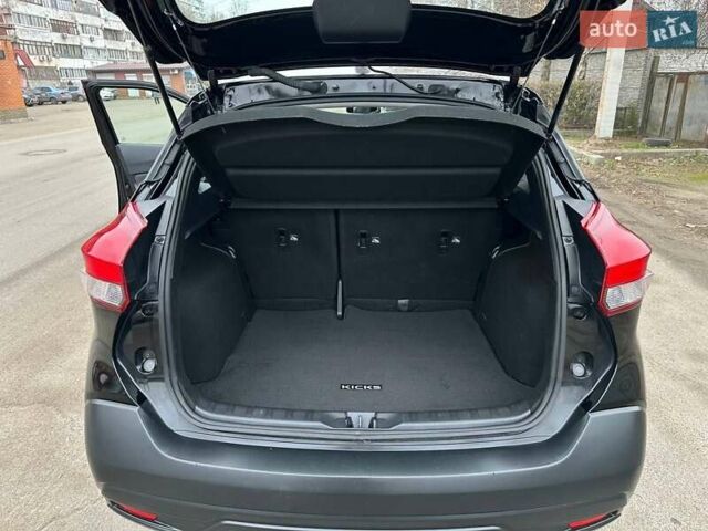 Чорний Ніссан Kicks, об'ємом двигуна 1.6 л та пробігом 117 тис. км за 13500 $, фото 18 на Automoto.ua