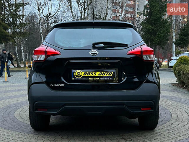 Черный Ниссан Kicks, объемом двигателя 1.6 л и пробегом 96 тыс. км за 13850 $, фото 5 на Automoto.ua