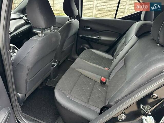 Чорний Ніссан Kicks, об'ємом двигуна 1.6 л та пробігом 117 тис. км за 13500 $, фото 16 на Automoto.ua