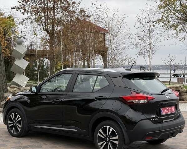 Чорний Ніссан Kicks, об'ємом двигуна 1.6 л та пробігом 107 тис. км за 15200 $, фото 3 на Automoto.ua