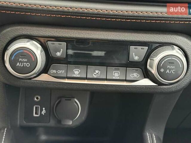 Черный Ниссан Kicks, объемом двигателя 1.6 л и пробегом 109 тыс. км за 16999 $, фото 11 на Automoto.ua