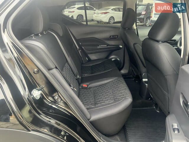 Черный Ниссан Kicks, объемом двигателя 1.6 л и пробегом 28 тыс. км за 14700 $, фото 31 на Automoto.ua