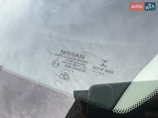 Черный Ниссан Kicks, объемом двигателя 1.6 л и пробегом 28 тыс. км за 14700 $, фото 48 на Automoto.ua