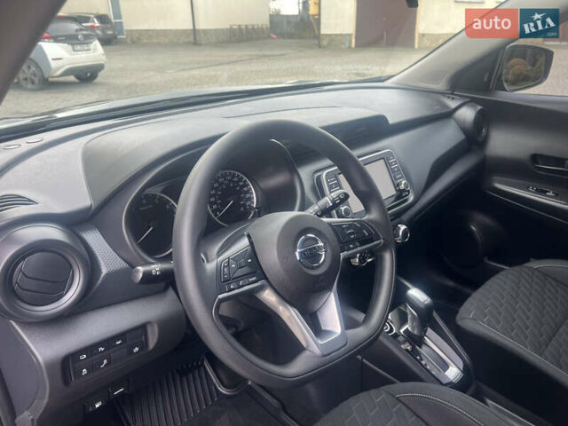 Черный Ниссан Kicks, объемом двигателя 1.6 л и пробегом 28 тыс. км за 14700 $, фото 27 на Automoto.ua