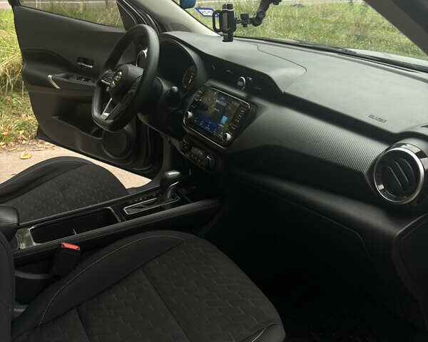 Черный Ниссан Kicks, объемом двигателя 1.6 л и пробегом 156 тыс. км за 15300 $, фото 15 на Automoto.ua