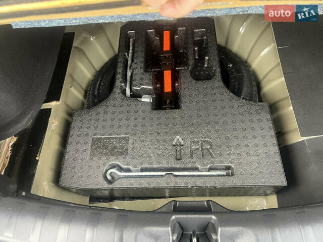 Черный Ниссан Kicks, объемом двигателя 1.6 л и пробегом 28 тыс. км за 14700 $, фото 43 на Automoto.ua