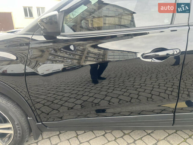 Черный Ниссан Kicks, объемом двигателя 1.6 л и пробегом 28 тыс. км за 14700 $, фото 14 на Automoto.ua