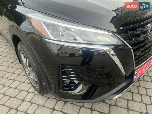 Черный Ниссан Kicks, объемом двигателя 1.6 л и пробегом 28 тыс. км за 14700 $, фото 21 на Automoto.ua