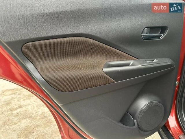 Червоний Ніссан Kicks, об'ємом двигуна 1.6 л та пробігом 118 тис. км за 14740 $, фото 20 на Automoto.ua