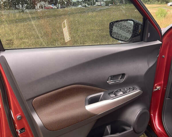 Красный Ниссан Kicks, объемом двигателя 1.6 л и пробегом 51 тыс. км за 16500 $, фото 14 на Automoto.ua