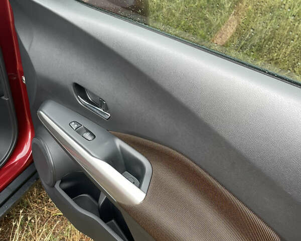 Красный Ниссан Kicks, объемом двигателя 1.6 л и пробегом 51 тыс. км за 16500 $, фото 26 на Automoto.ua