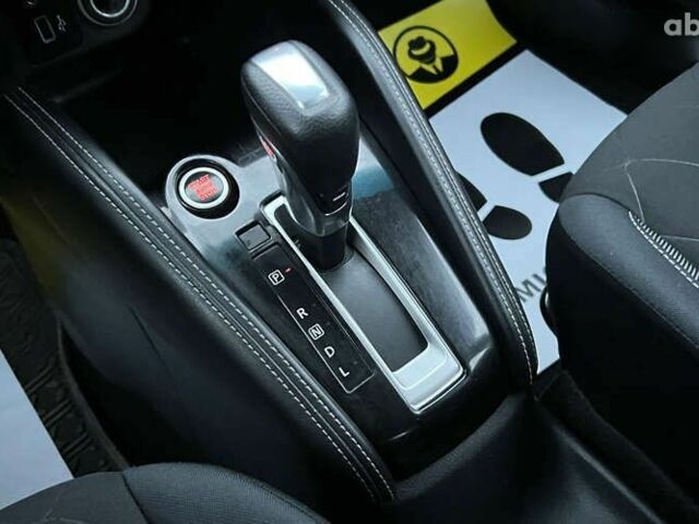 Ниссан Kicks, объемом двигателя 1.6 л и пробегом 96 тыс. км за 13850 $, фото 13 на Automoto.ua