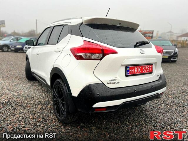 Ниссан Kicks, объемом двигателя 1.6 л и пробегом 96 тыс. км за 14500 $, фото 3 на Automoto.ua