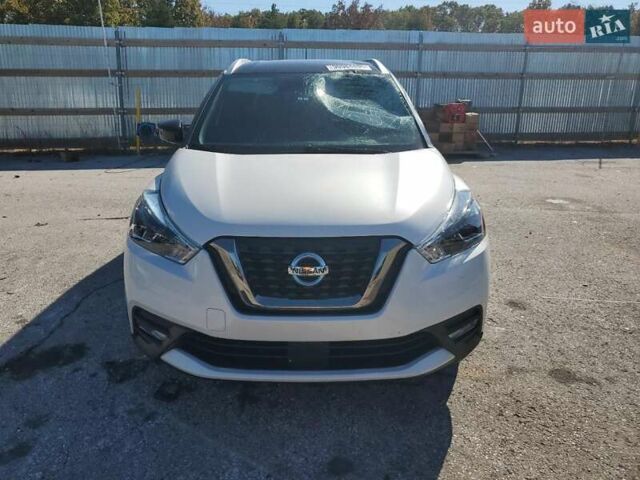 Ниссан Kicks, объемом двигателя 1.6 л и пробегом 50 тыс. км за 2900 $, фото 4 на Automoto.ua