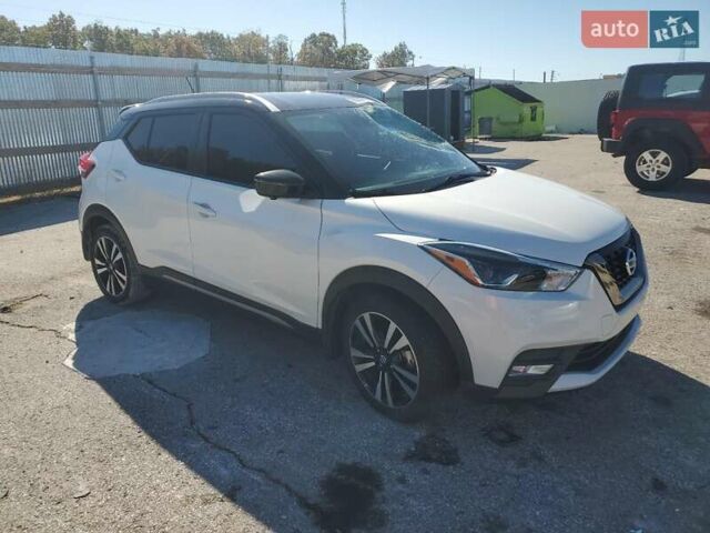 Ниссан Kicks, объемом двигателя 1.6 л и пробегом 50 тыс. км за 2900 $, фото 3 на Automoto.ua