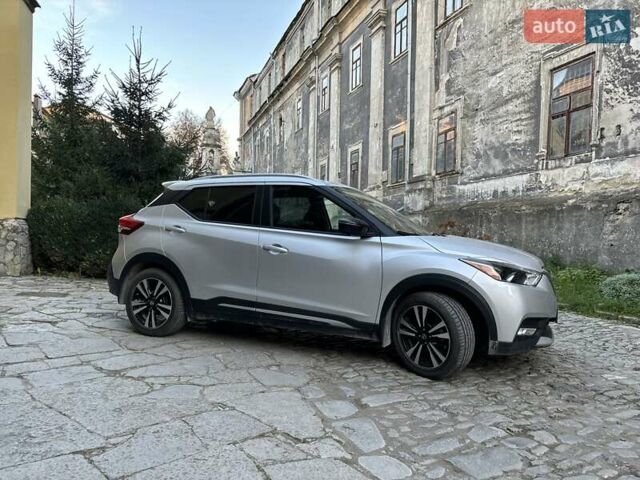 Серый Ниссан Kicks, объемом двигателя 1.6 л и пробегом 45 тыс. км за 16000 $, фото 7 на Automoto.ua