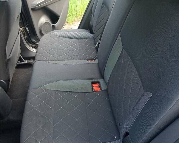 Серый Ниссан Kicks, объемом двигателя 1.6 л и пробегом 43 тыс. км за 14000 $, фото 10 на Automoto.ua