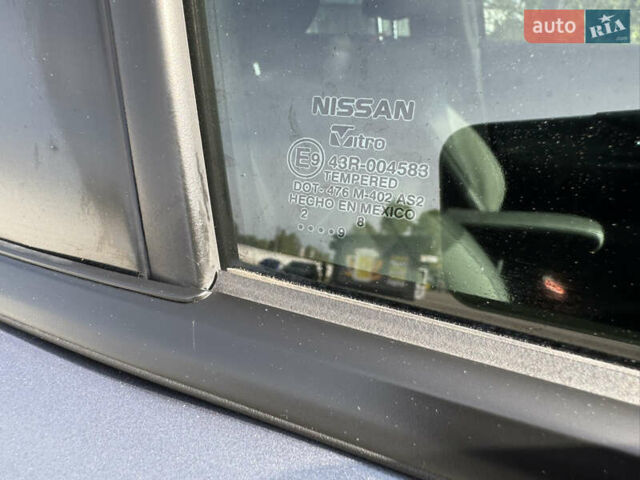 Серый Ниссан Kicks, объемом двигателя 1.6 л и пробегом 72 тыс. км за 14300 $, фото 40 на Automoto.ua