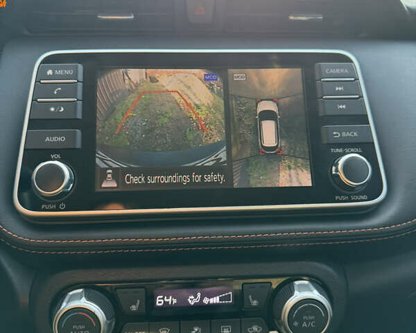 Серый Ниссан Kicks, объемом двигателя 1.6 л и пробегом 38 тыс. км за 14000 $, фото 10 на Automoto.ua