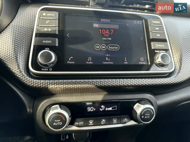 Сірий Ніссан Kicks, об'ємом двигуна 1.6 л та пробігом 221 тис. км за 11999 $, фото 7 на Automoto.ua