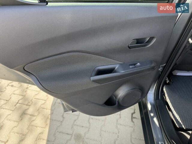 Серый Ниссан Kicks, объемом двигателя 1.6 л и пробегом 72 тыс. км за 14300 $, фото 28 на Automoto.ua