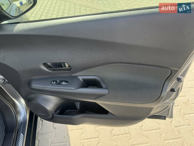 Серый Ниссан Kicks, объемом двигателя 1.6 л и пробегом 72 тыс. км за 14300 $, фото 21 на Automoto.ua