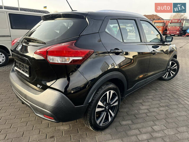 Сірий Ніссан Kicks, об'ємом двигуна 1.6 л та пробігом 221 тис. км за 11999 $, фото 4 на Automoto.ua