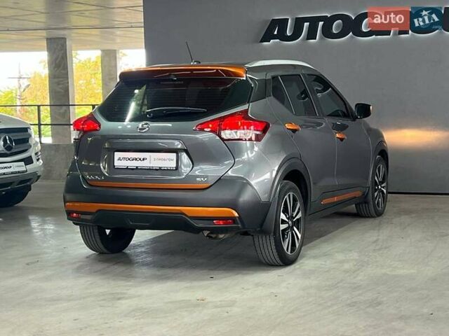 Серый Ниссан Kicks, объемом двигателя 1.6 л и пробегом 138 тыс. км за 13899 $, фото 2 на Automoto.ua