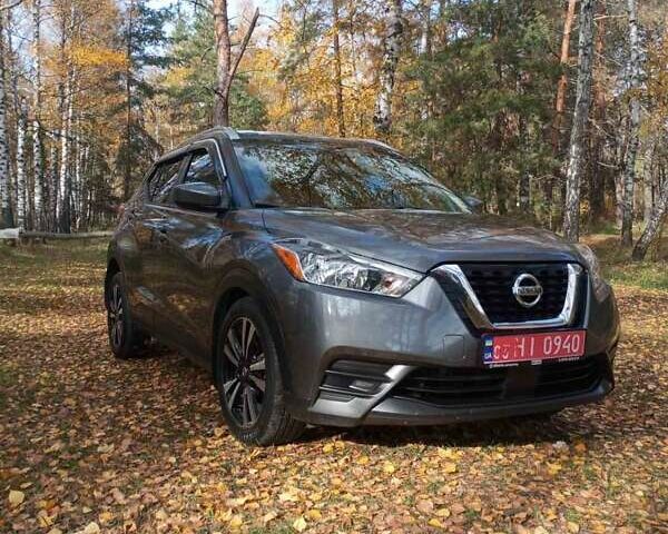 Серый Ниссан Kicks, объемом двигателя 1.6 л и пробегом 110 тыс. км за 14300 $, фото 23 на Automoto.ua