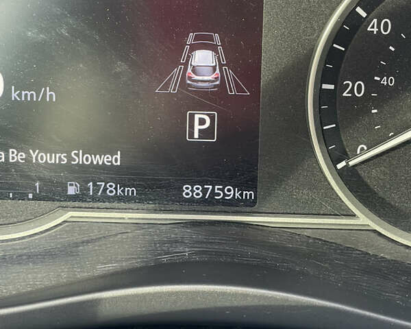 Серый Ниссан Kicks, объемом двигателя 1.6 л и пробегом 90 тыс. км за 15500 $, фото 12 на Automoto.ua