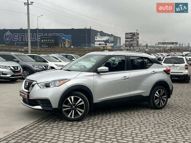Серый Ниссан Kicks, объемом двигателя 1.6 л и пробегом 85 тыс. км за 14590 $, фото 2 на Automoto.ua