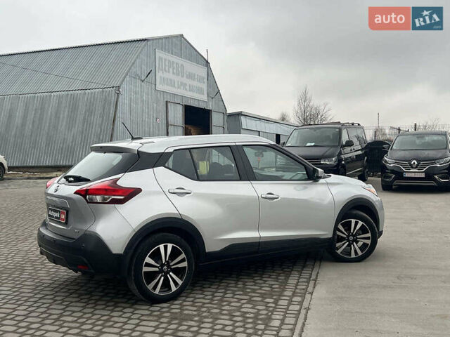 Серый Ниссан Kicks, объемом двигателя 1.6 л и пробегом 85 тыс. км за 14590 $, фото 10 на Automoto.ua