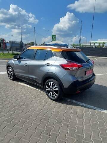 Серый Ниссан Kicks, объемом двигателя 1.6 л и пробегом 33 тыс. км за 14499 $, фото 4 на Automoto.ua