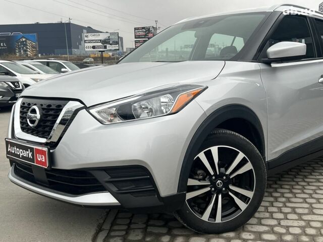 Серый Ниссан Kicks, объемом двигателя 1.6 л и пробегом 85 тыс. км за 14590 $, фото 3 на Automoto.ua