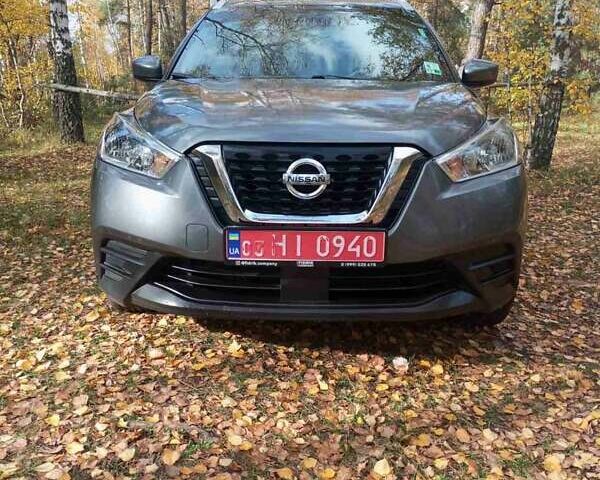 Серый Ниссан Kicks, объемом двигателя 1.6 л и пробегом 110 тыс. км за 14300 $, фото 24 на Automoto.ua