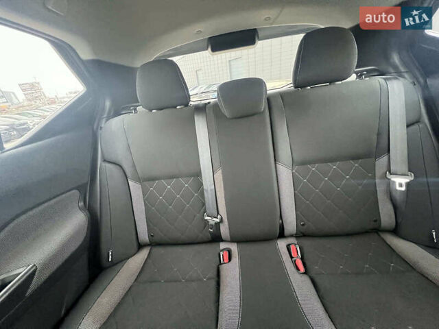 Серый Ниссан Kicks, объемом двигателя 1.6 л и пробегом 85 тыс. км за 14590 $, фото 21 на Automoto.ua