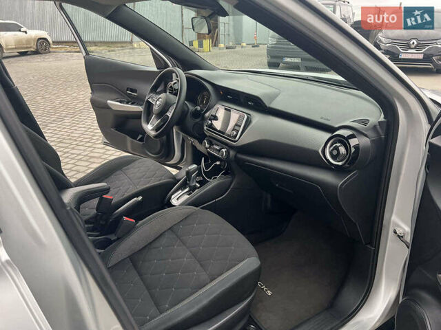 Серый Ниссан Kicks, объемом двигателя 1.6 л и пробегом 85 тыс. км за 14590 $, фото 34 на Automoto.ua