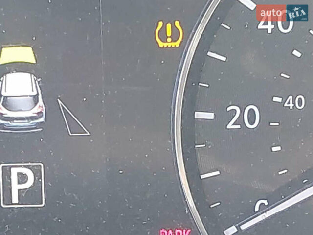 Серый Ниссан Kicks, объемом двигателя 1.6 л и пробегом 48 тыс. км за 3000 $, фото 2 на Automoto.ua