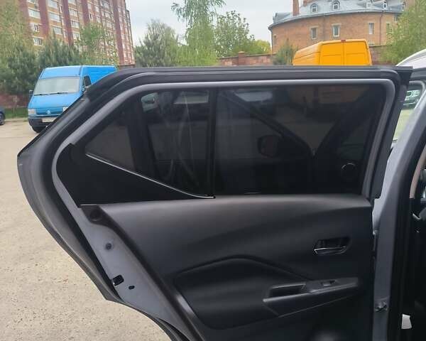 Серый Ниссан Kicks, объемом двигателя 1.6 л и пробегом 59 тыс. км за 14800 $, фото 32 на Automoto.ua