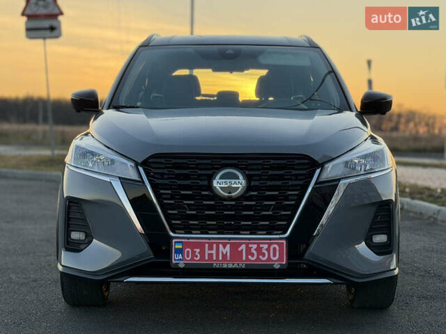 Серый Ниссан Kicks, объемом двигателя 1.6 л и пробегом 60 тыс. км за 16555 $, фото 25 на Automoto.ua