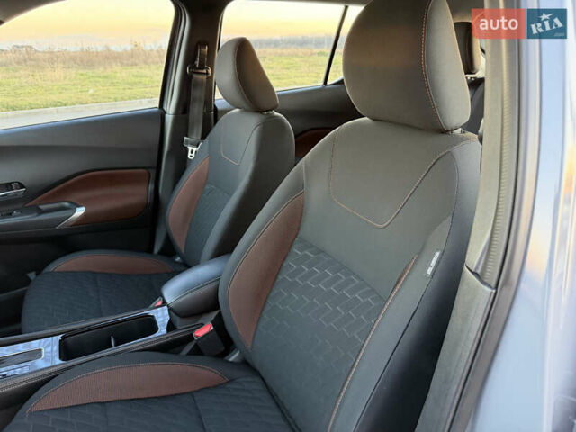 Серый Ниссан Kicks, объемом двигателя 1.6 л и пробегом 60 тыс. км за 16555 $, фото 37 на Automoto.ua