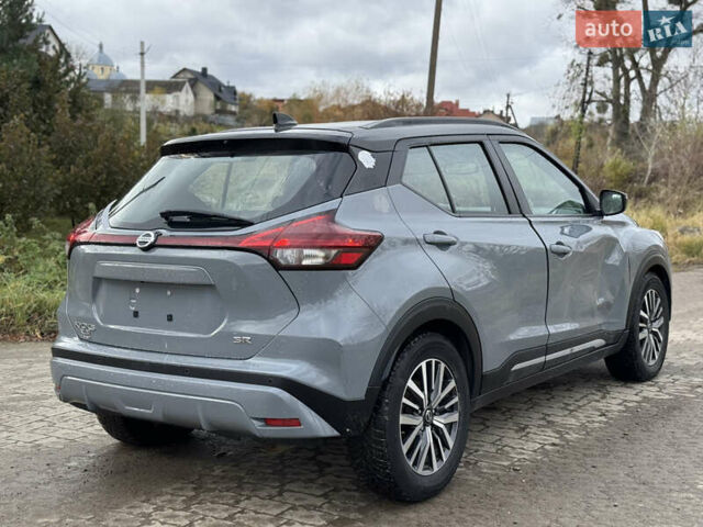 Серый Ниссан Kicks, объемом двигателя 1.6 л и пробегом 122 тыс. км за 12100 $, фото 6 на Automoto.ua