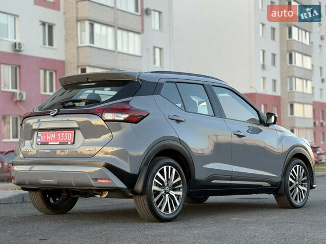Серый Ниссан Kicks, объемом двигателя 1.6 л и пробегом 60 тыс. км за 16555 $, фото 29 на Automoto.ua